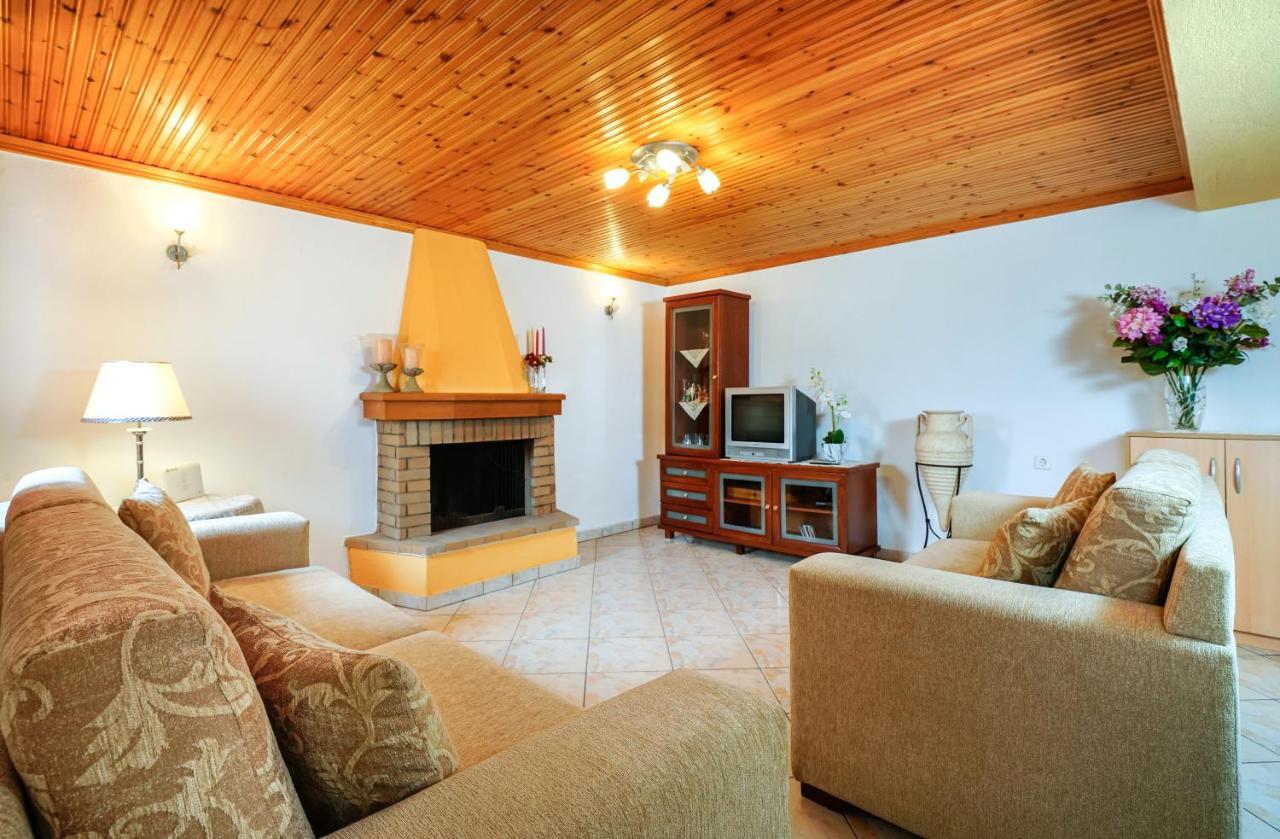 Villa Nicole Theologos  Екстериор снимка