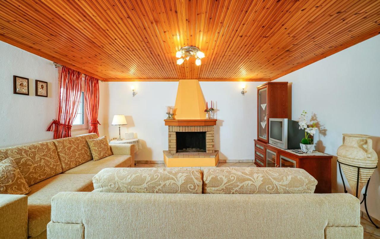 Villa Nicole Theologos  Екстериор снимка